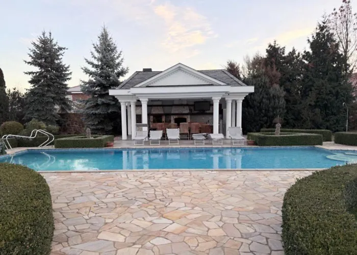 빌라 Luxury Jesenice (Prague-West)